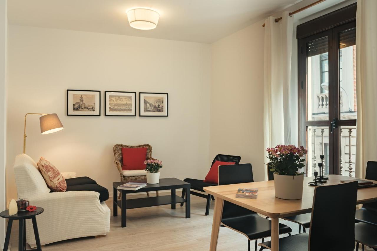 Apartamentos San Pedro 세비야 외부 사진