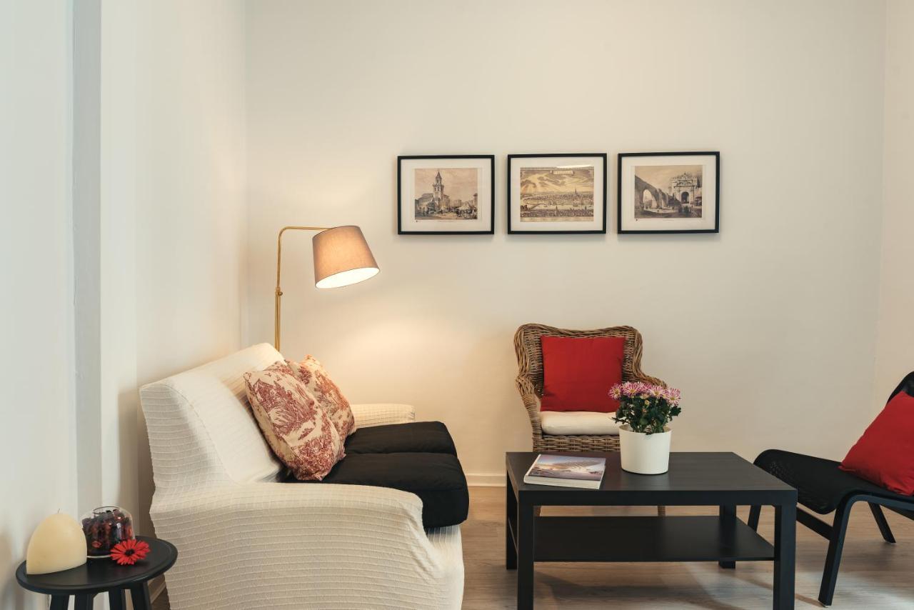 Apartamentos San Pedro 세비야 외부 사진
